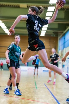 Bild 123 - B-Juniorinnen SV-Henstedt Ulzburg - HSG Fockbek/Nuebbel : Ergebnis: 32:25